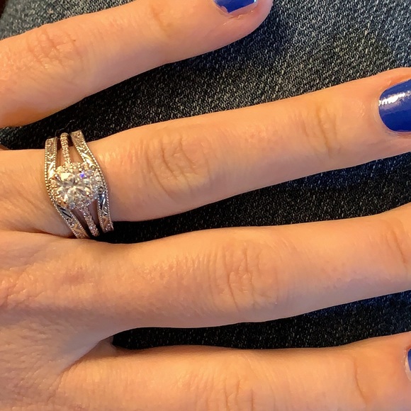 Wedding set - Picture 2 of 3